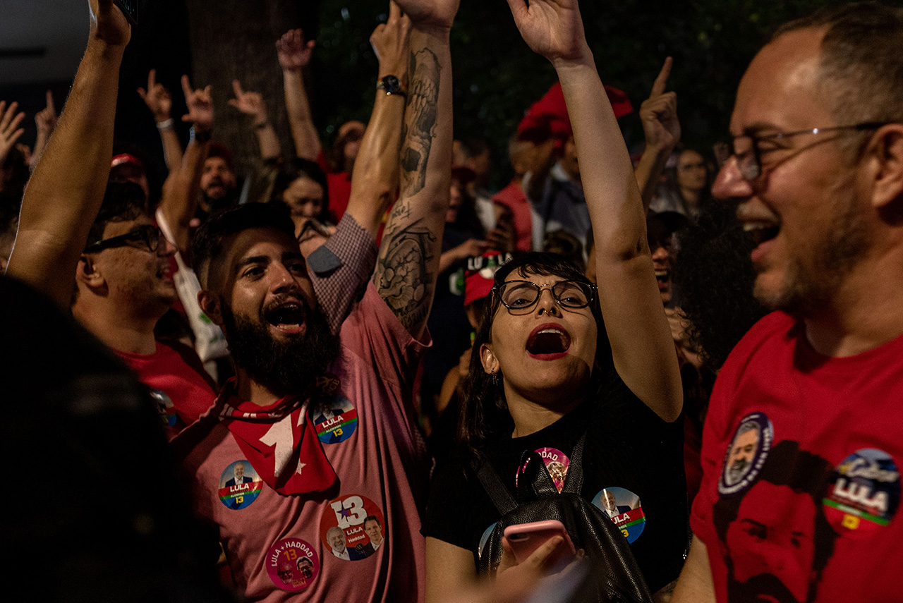 BRAZIL ELECTIONS COUNTING STREETS 8666